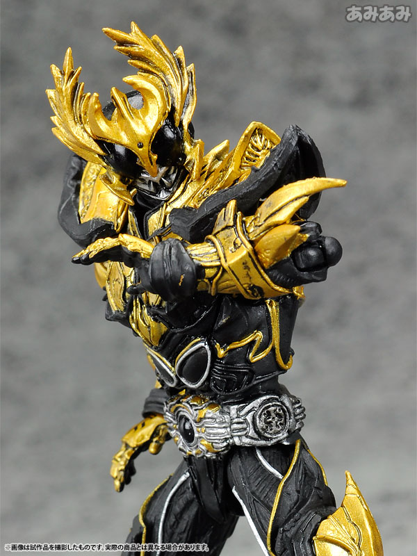 S.I.C.極魂 仮面ライダークウガ ライジングアルティメット TOY-TOK-02732_15.jpg