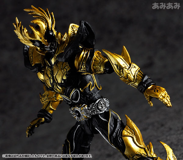 S.I.C.極魂 仮面ライダークウガ ライジングアルティメット TOY-TOK-02732_17.jpg