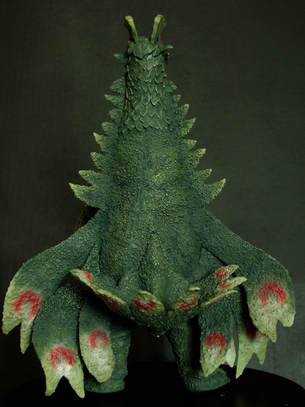 13年2月[地球防卫军秘密基地本部]艾斯奥特曼超兽收藏蛾超兽多拉格利