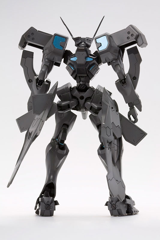TOY-RBT-3122_06.jpg