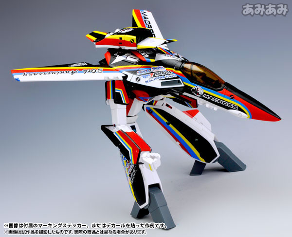 プラモデル/ハセガワ 1 72 VF-1J バルキリーマクロス35周年塗装機 「超