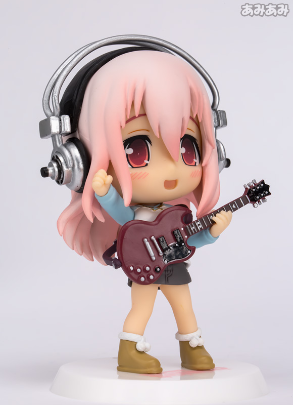 FIG-MOE-07648_05.jpg