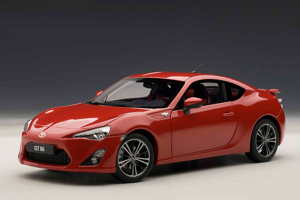 ダイキャスト・モデルカー 1/18 トヨタ GT86 ライトニングレッド(欧州 ...