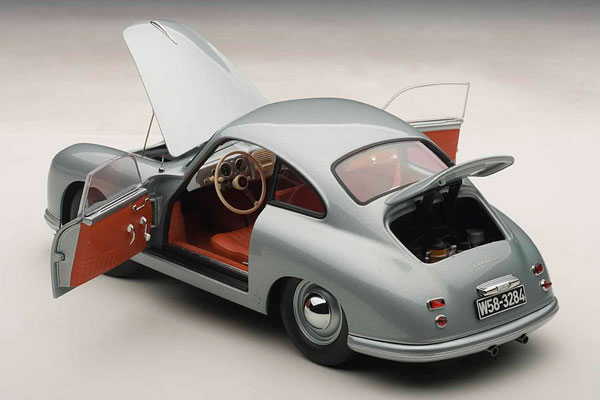 ダイキャスト・モデルカー 1/18 ポルシェ 356 クーペ 1950