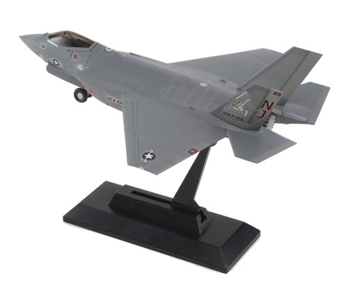 ピットロード PIT-ROAD F35、TSR2 塗装済み組み立て プラモデル ピットロード PIT-ROAD F35、TSR2 塗装済み組み立て プラモデル