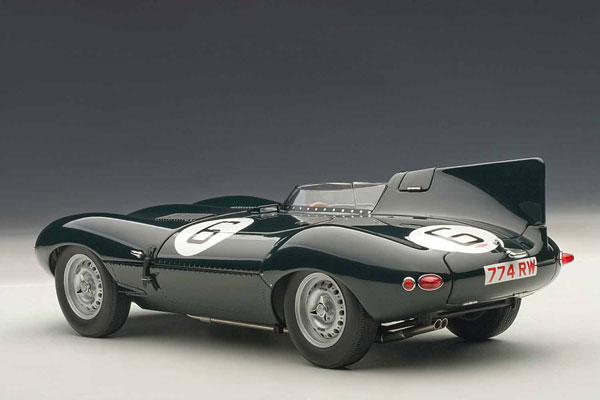 シグネチャーシリーズ 1 18 ジャガー Dタイプ ルマン24時間 優勝車 1955年 6 マイク ホーソーン アイバー ビューブ オートアート 在庫切れ