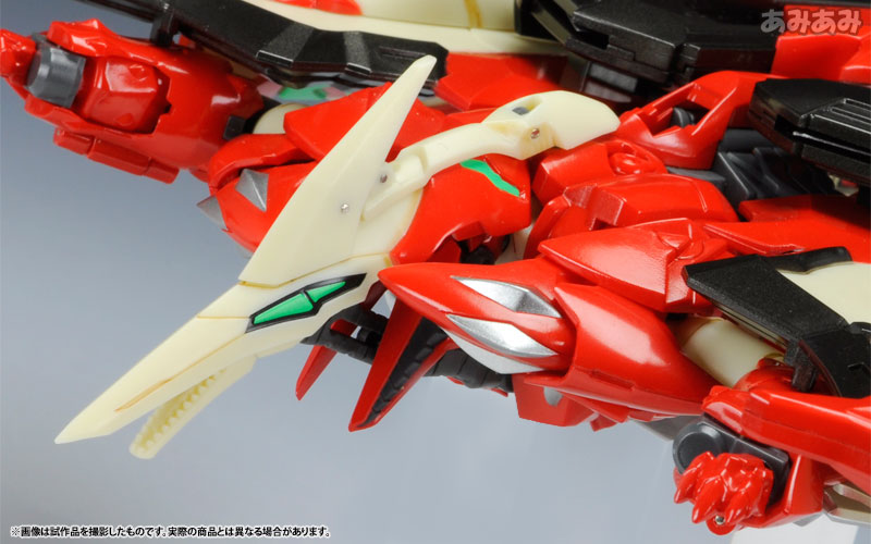 FIGURE-004639_27.jpg