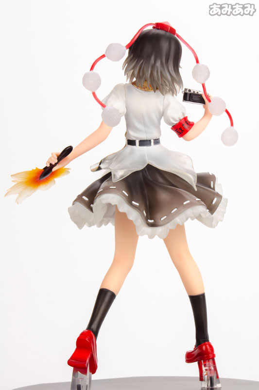 FIGURE-003518_04.jpg