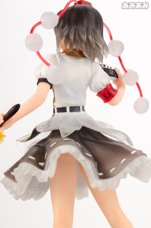 FIGURE-003518_08.jpg