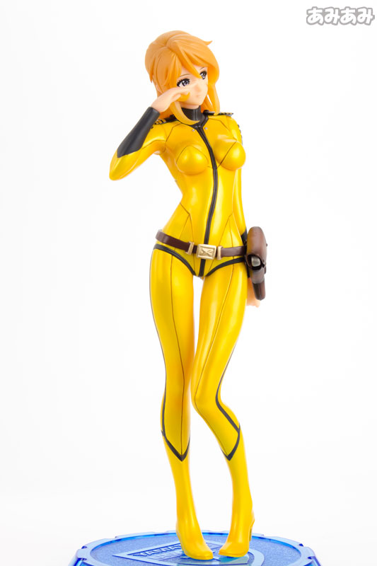 FIGURE-004136_02.jpg