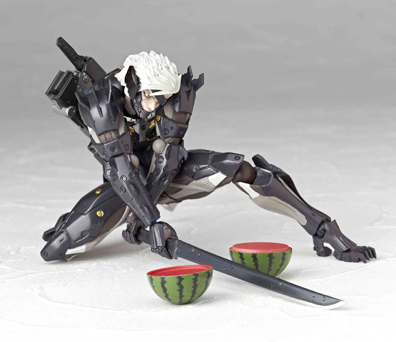 リボルテックヤマグチ No.140 METAL GEAR RISING REVENGEANCE 雷電