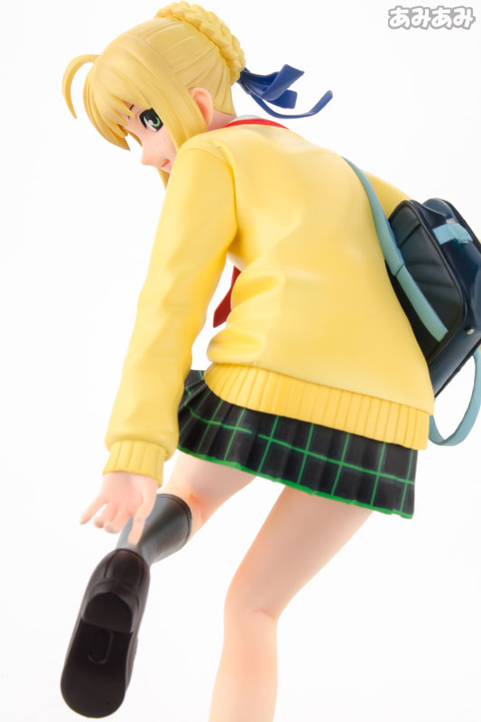 Fate/stay night 女子高生セイバー 1/8 完成品フィギュア （ホビー