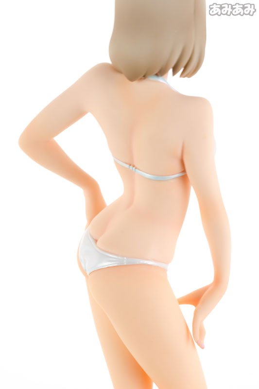 FIGURE-004739_09.jpg
