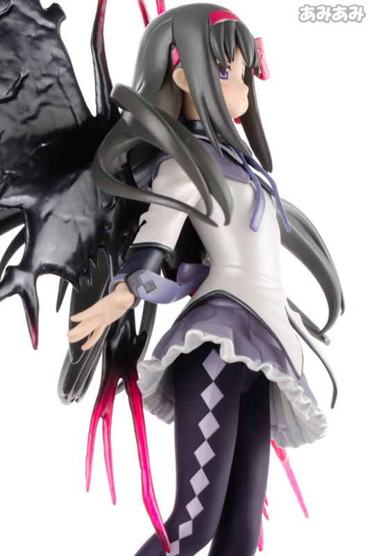 FIGURE-007489_11.jpg