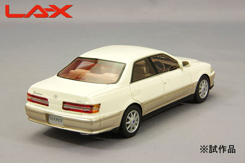 トヨタ マークII 3.0 グランデG 窓枠マスキングシール付