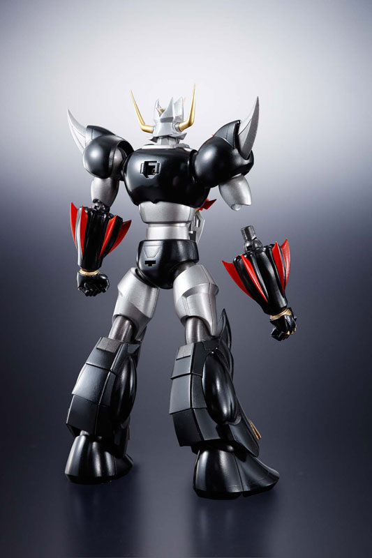 FIGURE-008877_08.jpg