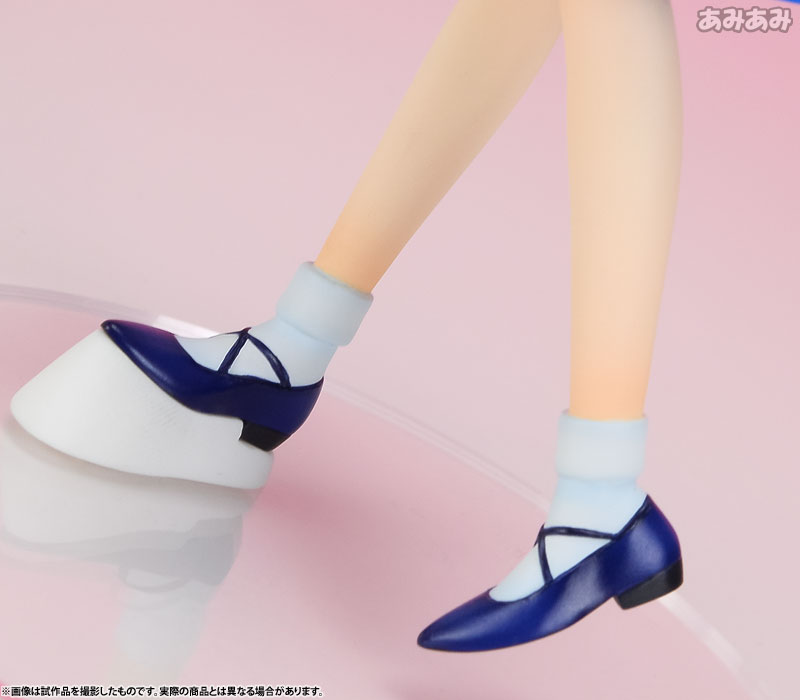 FIGURE-009399_21.jpg