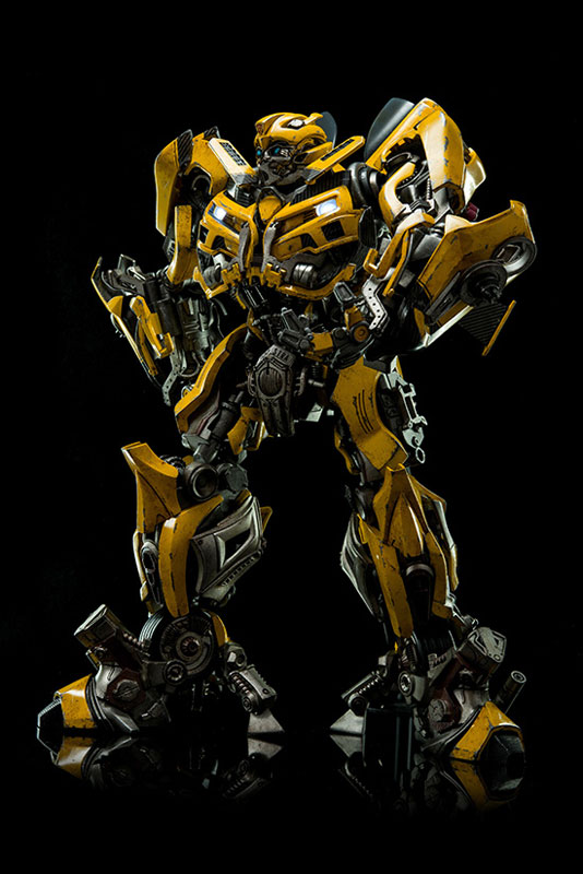 トランスフォーマー/ダークサイド・ムーン Bumblebee(バンブルビー