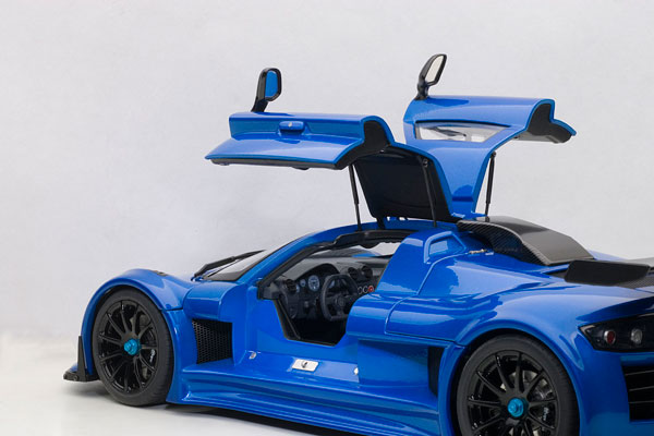 Amazon | AUTOart 1/18 グンペルト アポロ S (ブラック