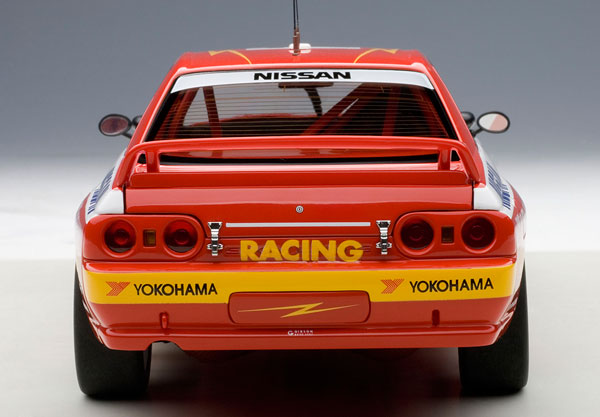 1/18 日産 スカイライン (R32) GT-R ATCC 1992年 バサースト