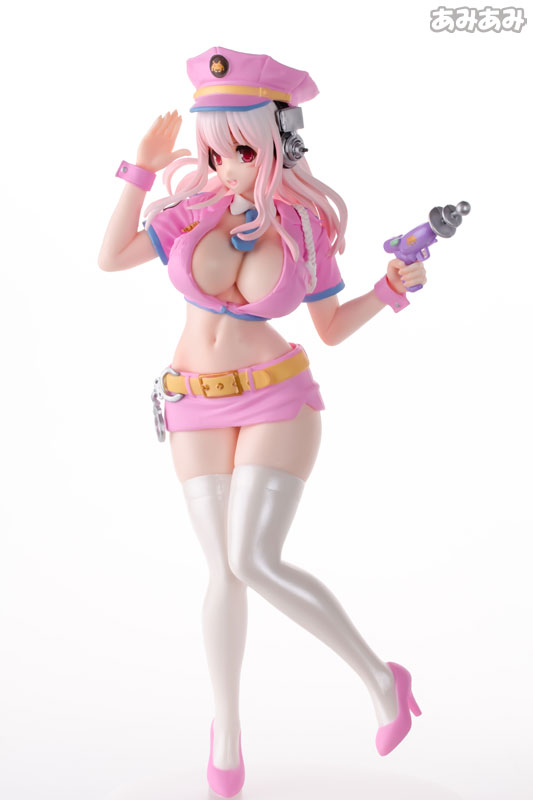 FIGURE-000693_03.jpg