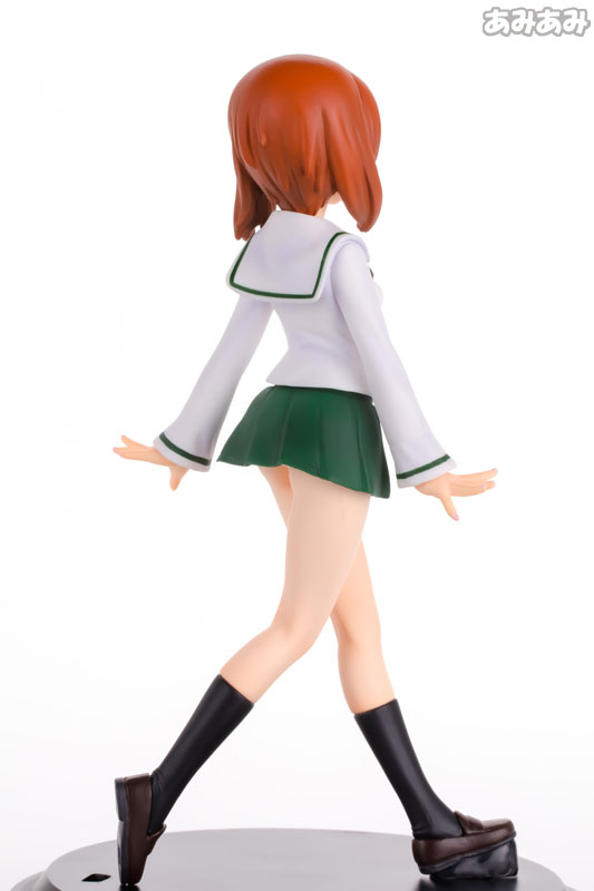 FIGURE-004067_04.jpg