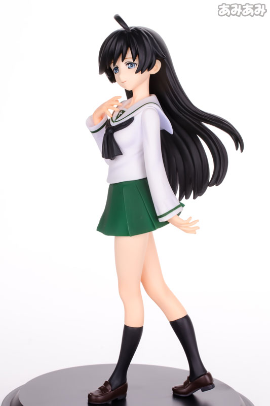 FIGURE-004068_03.jpg