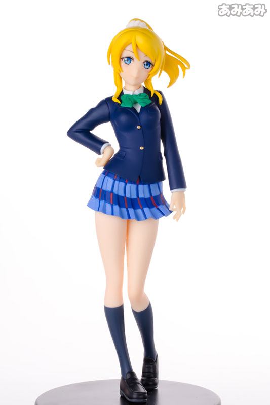 FIGURE-004701_01.jpg