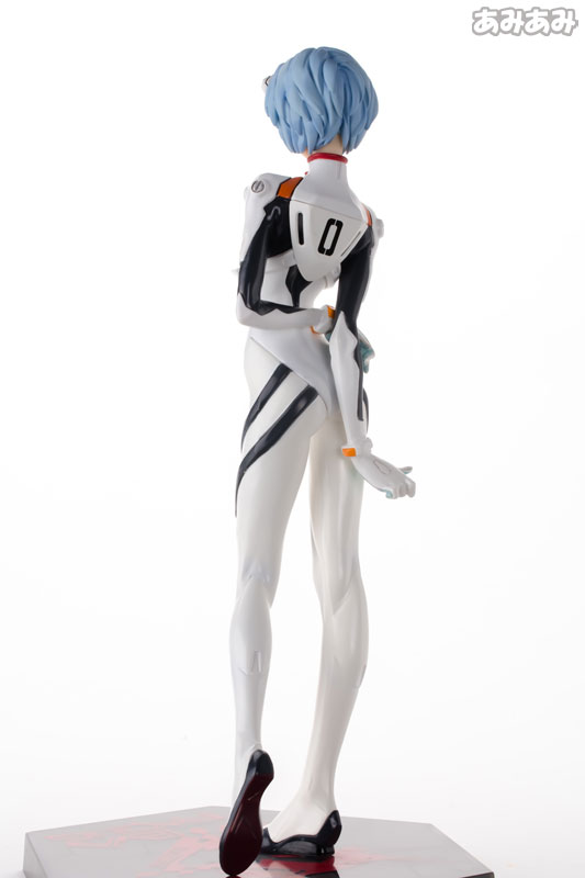FIGURE-007254_04.jpg