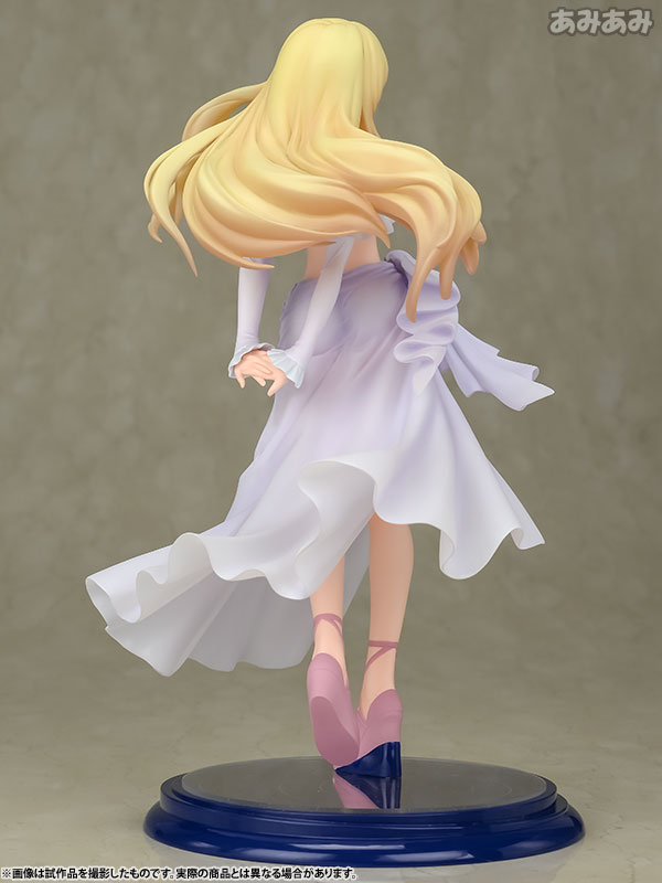 FIGURE-010873_16.jpg