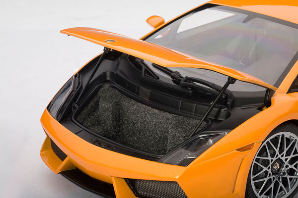 ベストプライスシリーズ 1/18 ランボルギーニ ガヤルド LP560-4 ベストプライスシリーズ 1/18 ランボルギーニ ガヤルド LP560-4