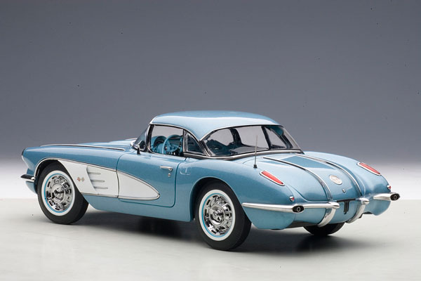 1/18 シボレー コルベット 1958 (シルバーブルー)[オートアート