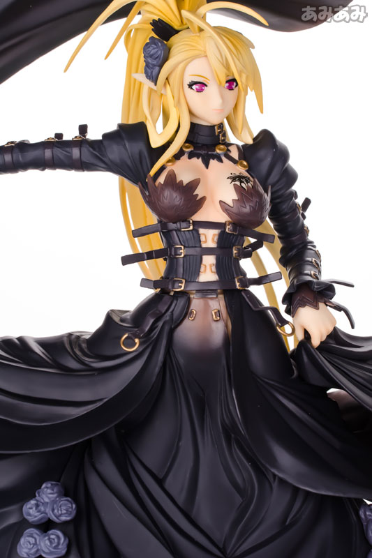 FIG-MOE-06927_06.jpg