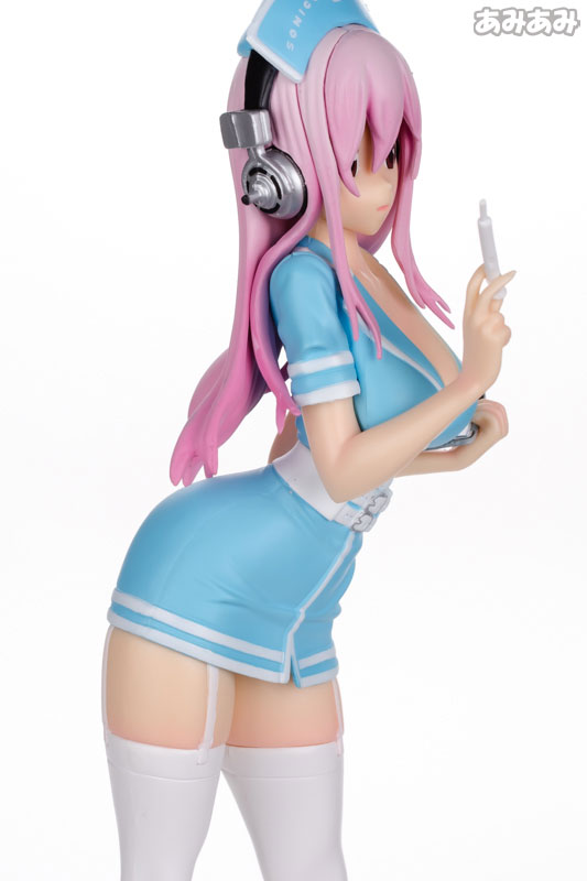 FIG-MOE-06122_09.jpg
