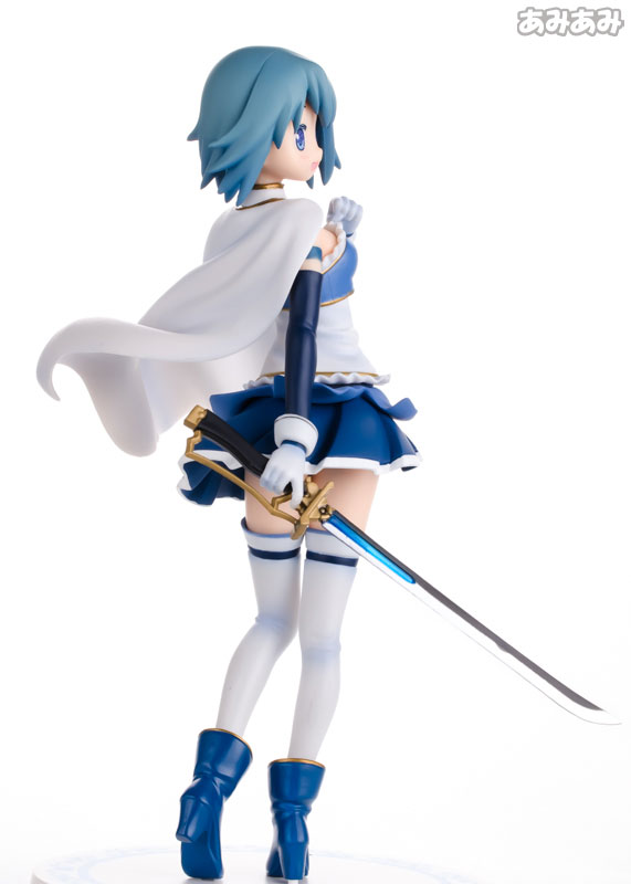 FIG-MOE-7772_04.jpg