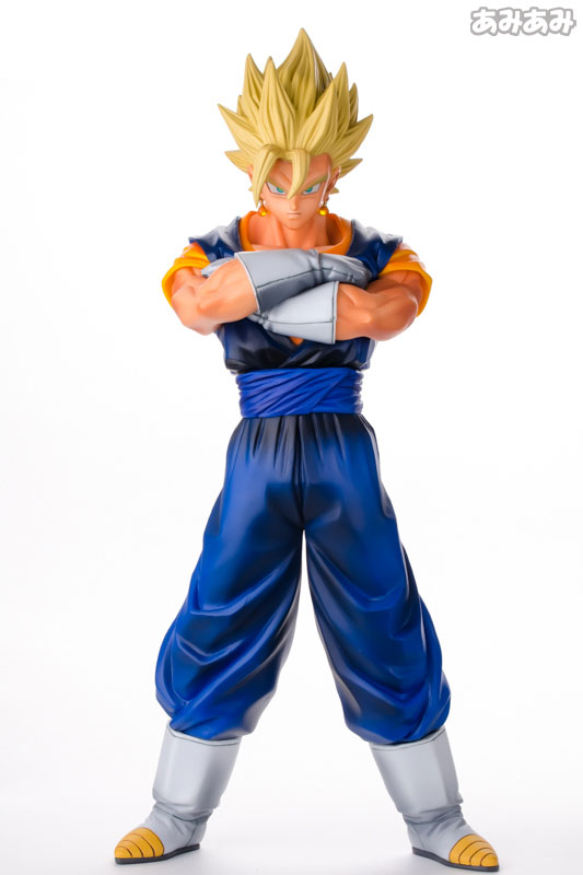 FIGURE-010333_01.jpg