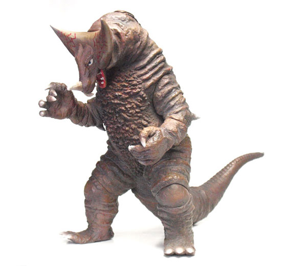 FIGURE-013051_01.jpg