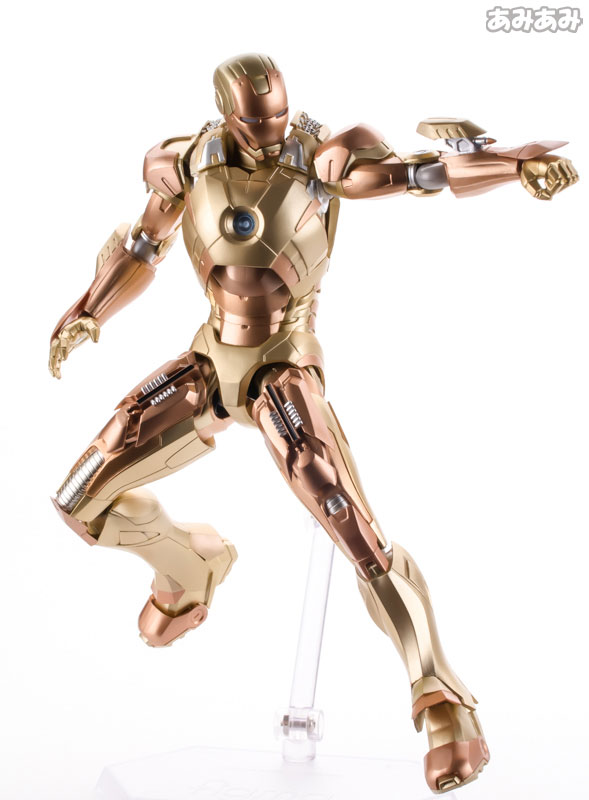 FIGURE-013333_04.jpg