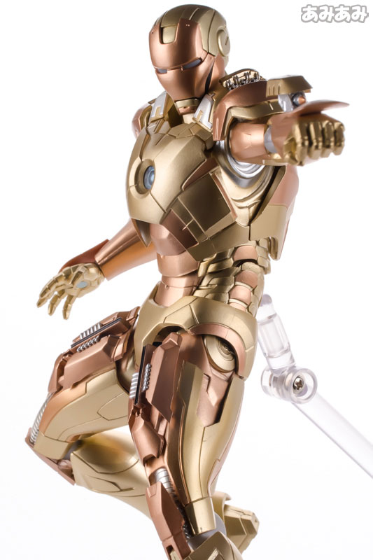 FIGURE-013333_06.jpg