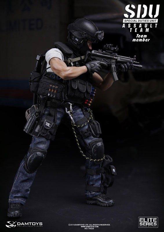 FIGURE-013616_10.jpg