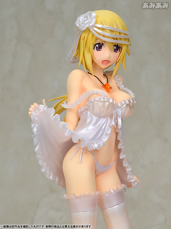 FIGURE-013664_09.jpg