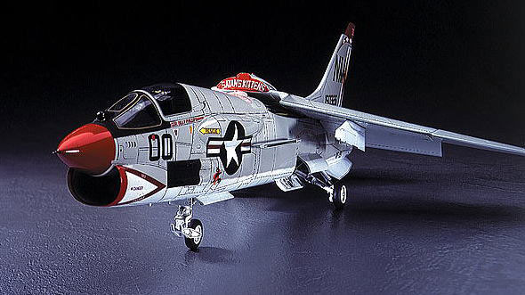 プラモデル完成機　1/48　F-8Eクルーセイダー F-8J クルーセイダー (プラモデル) - ホビーサーチ ミリタリープラモ