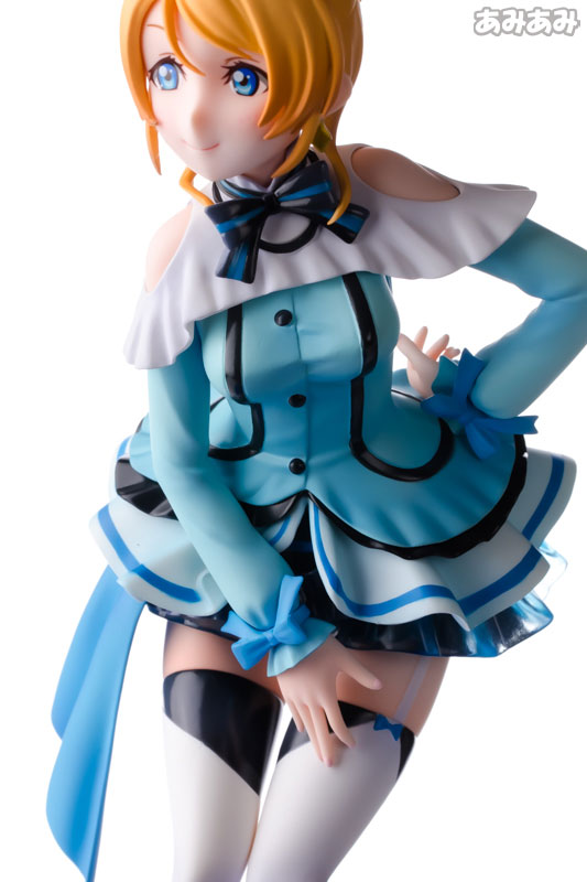 FIGURE-013977_16.jpg