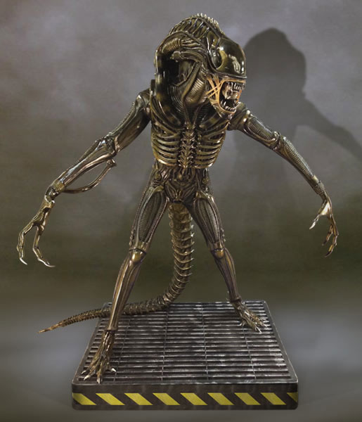 FIGURE-014344_07.jpg