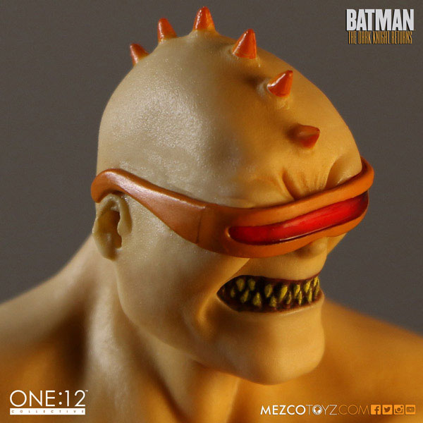 mezco one12 ミュータントリーダー バットマンダークナイトリターンズ バットマン ダークナイト・リターンズ 1/12スケール