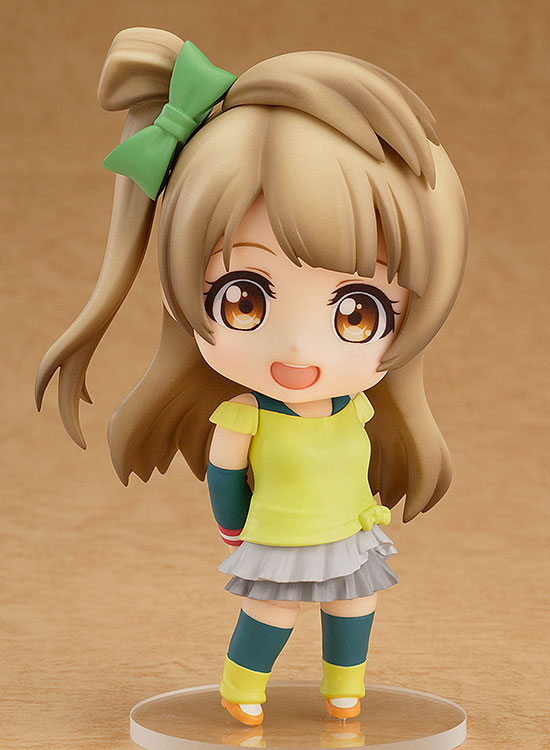 FIGURE-015744_01.jpg
