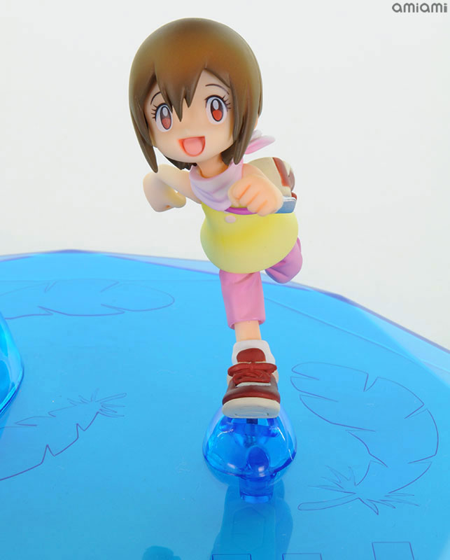 FIGURE-014527_06.jpg