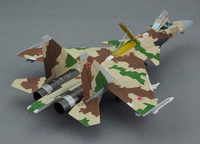 技MIX AC603 1/144 ロシア空軍 Su-27M “フランカーE1” 709番機 プラモデル[トミーテック]《在庫切れ》