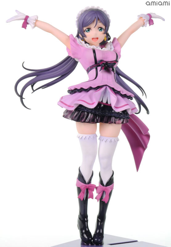 FIGURE-014529_02.jpg