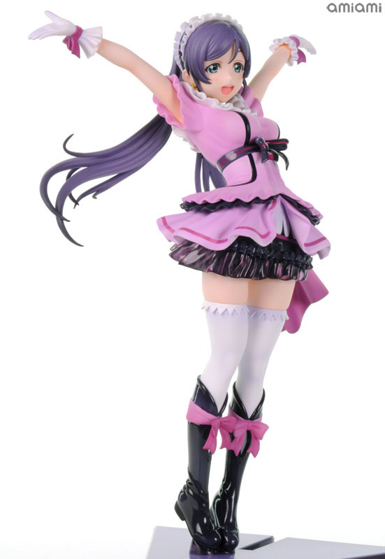 FIGURE-014529_03.jpg